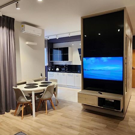 Nadmorski Dwor Modern Lägenhet Gdańsk Exteriör bild
