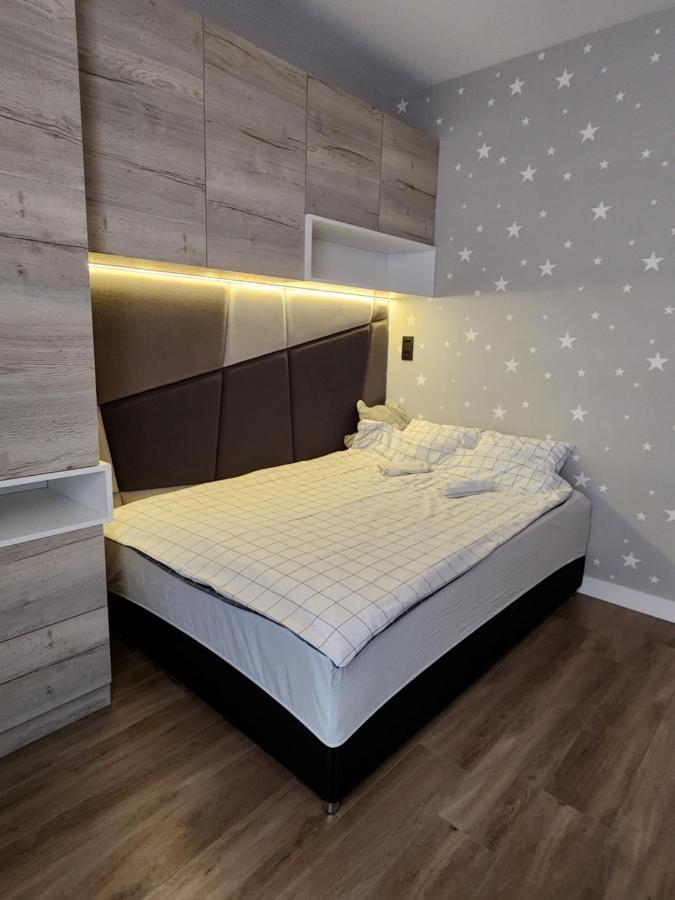 Nadmorski Dwor Modern Lägenhet Gdańsk Exteriör bild