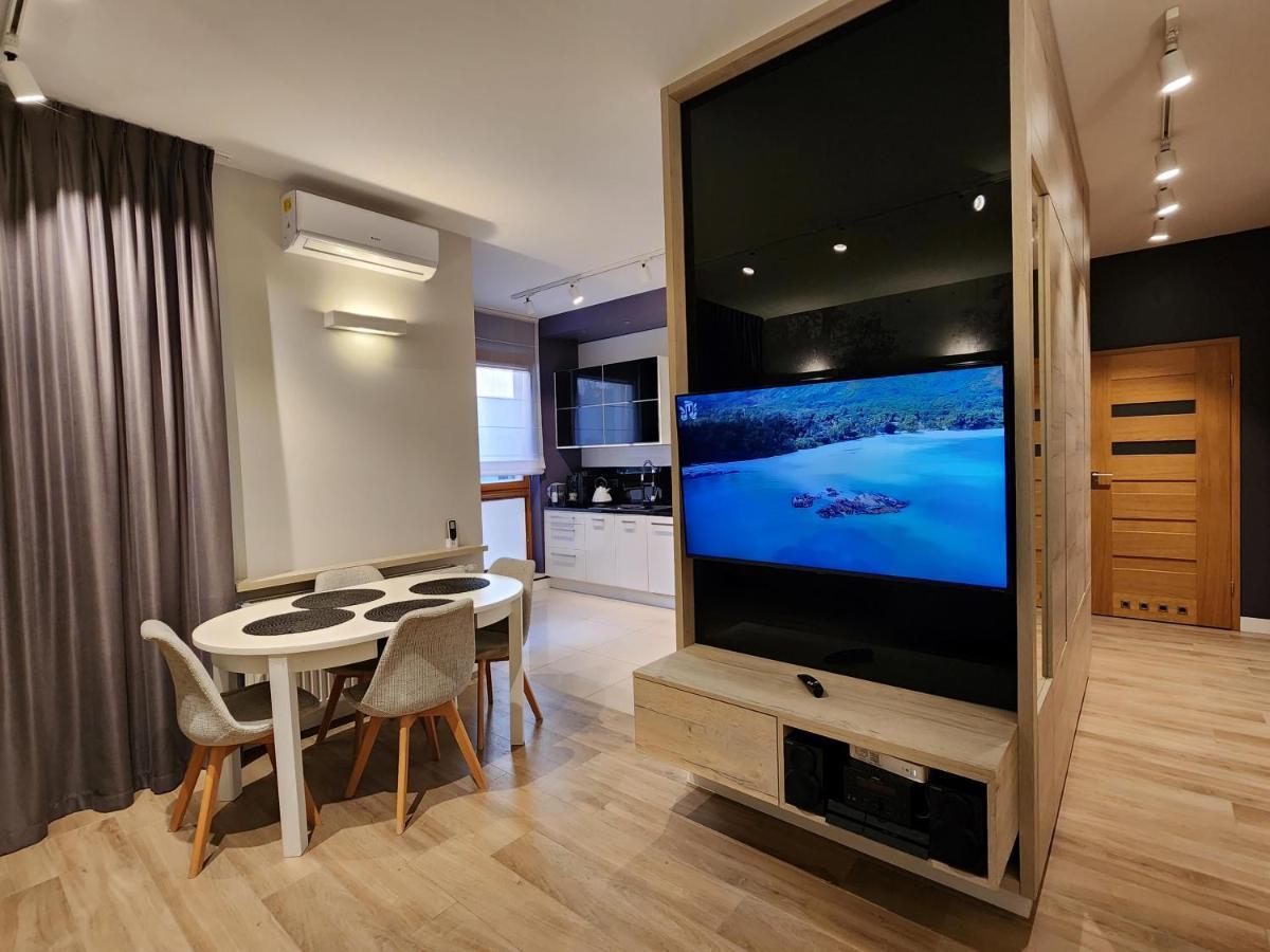 Nadmorski Dwor Modern Lägenhet Gdańsk Exteriör bild