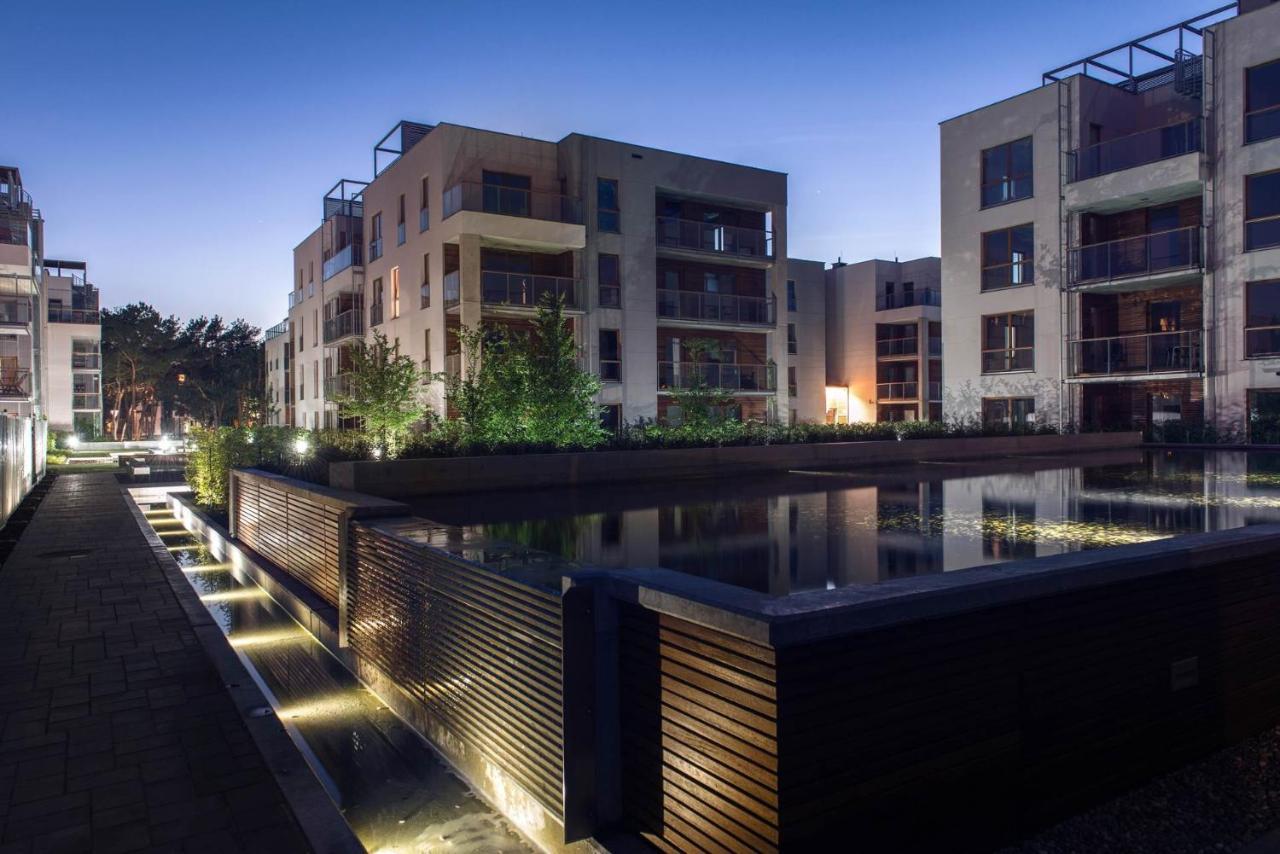 Nadmorski Dwor Modern Lägenhet Gdańsk Exteriör bild