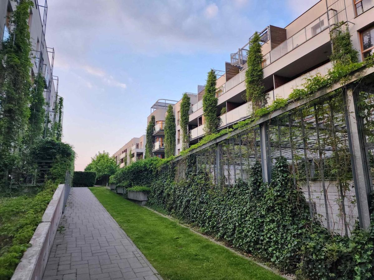 Nadmorski Dwor Modern Lägenhet Gdańsk Exteriör bild
