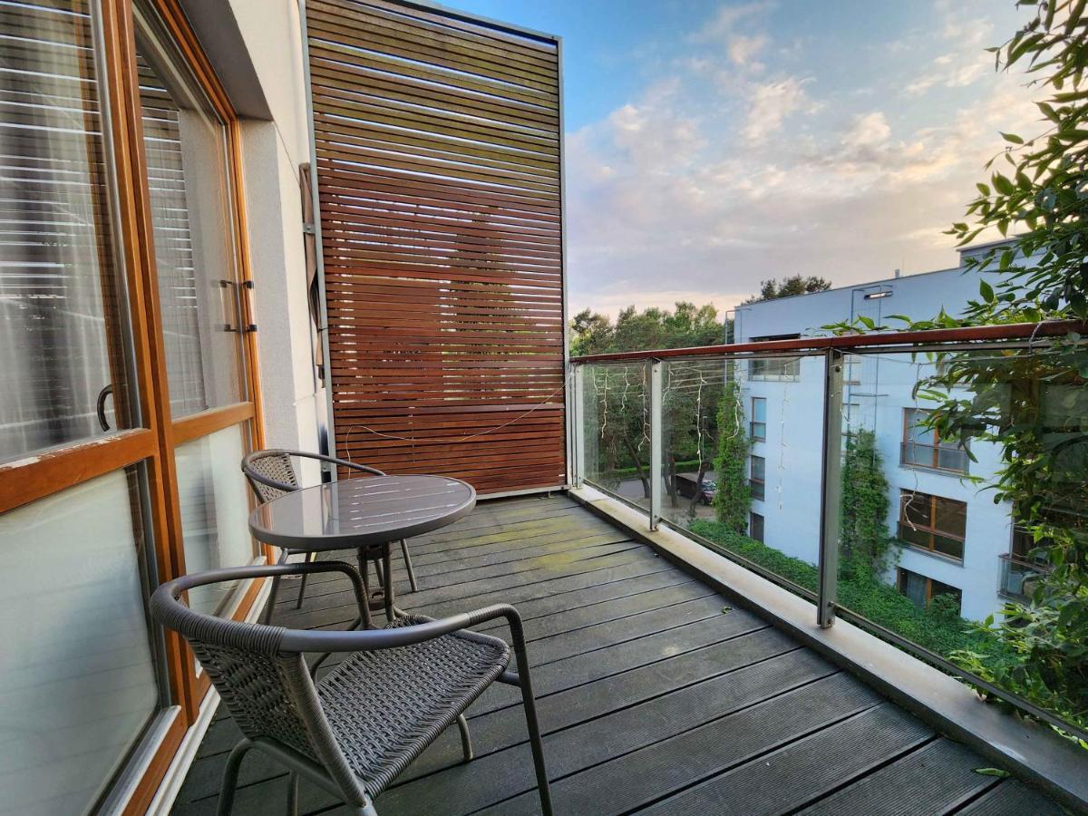 Nadmorski Dwor Modern Lägenhet Gdańsk Exteriör bild