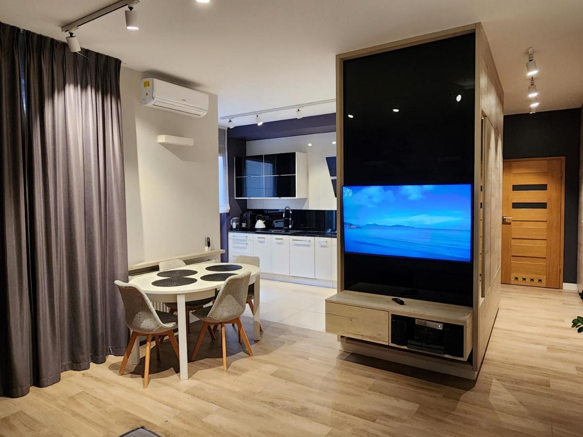 Nadmorski Dwor Modern Lägenhet Gdańsk Exteriör bild
