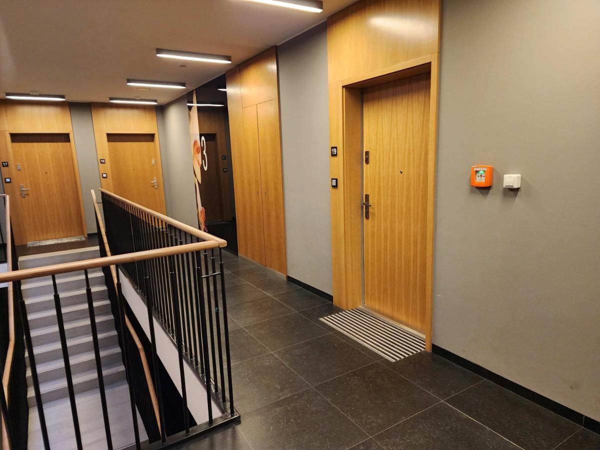 Nadmorski Dwor Modern Lägenhet Gdańsk Exteriör bild