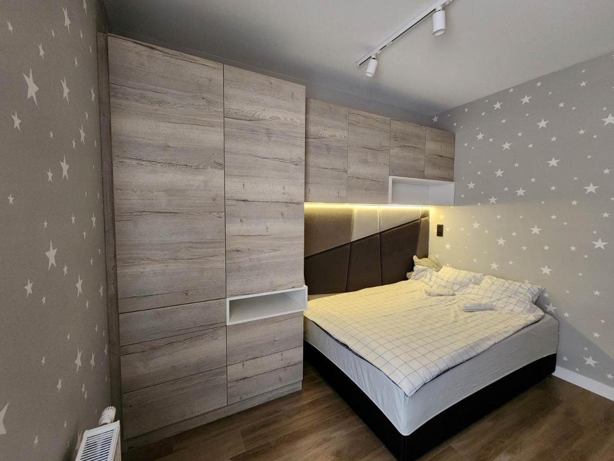 Nadmorski Dwor Modern Lägenhet Gdańsk Exteriör bild